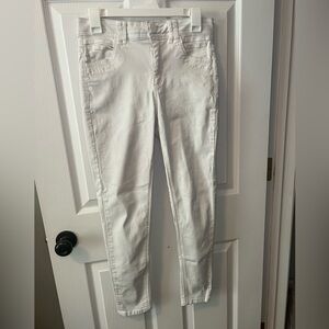 White Democracy Skinny Jeans “Ab” Technology Size 4